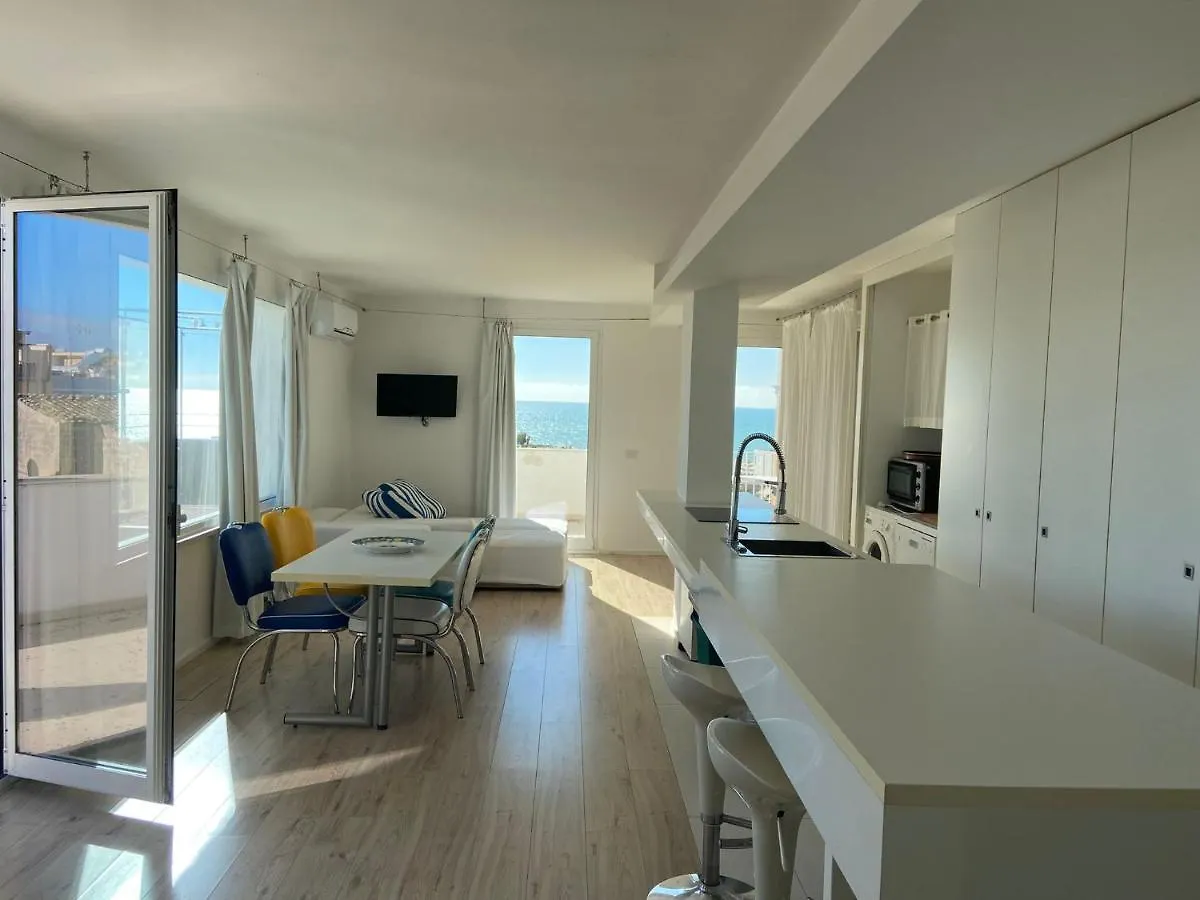 Sole-Favoloso Appartamento A Due Passi Dal Mare location